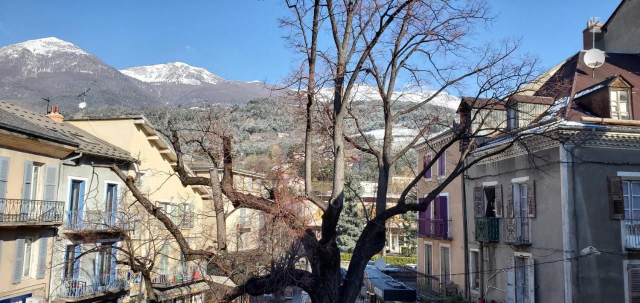 L'hivernet, Grand Triplex Neuf Au Cœur D'embrun Accès Facile Appartement