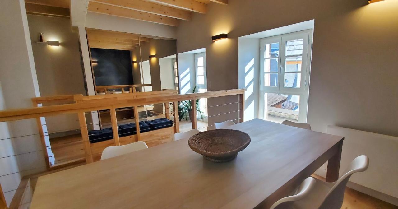 Appartement L'hivernet, Grand Triplex Neuf Au Cœur D'embrun Accès Facile